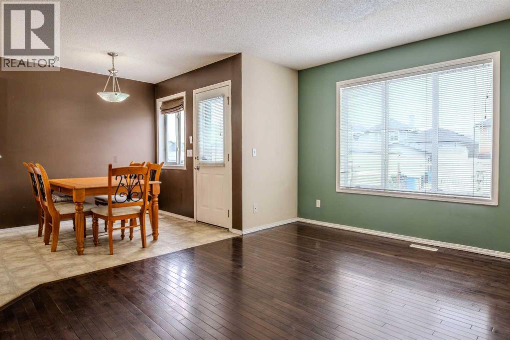 161 Saddlecrest Close NE - 12