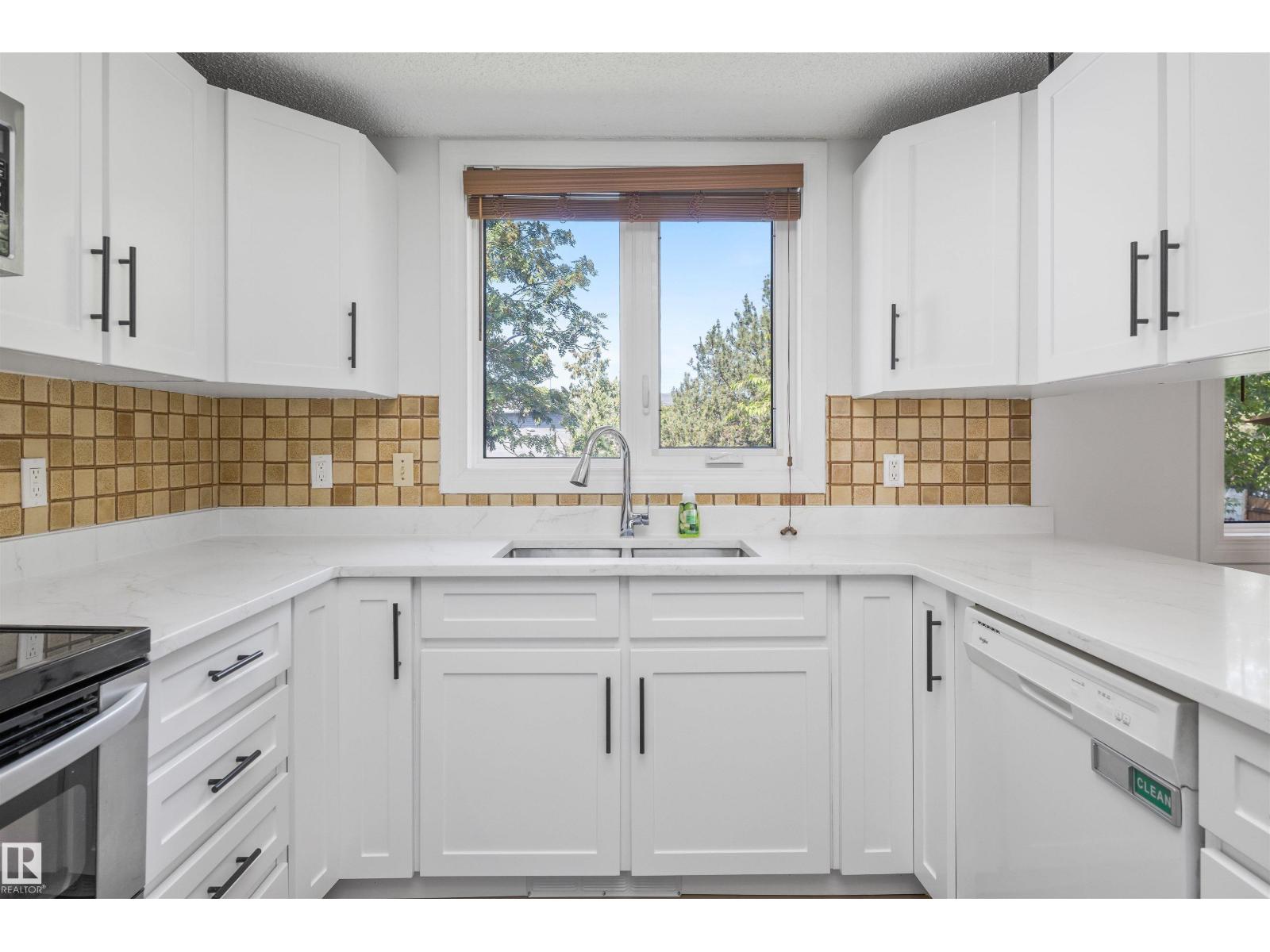 318 GRAND MEADOW CR NW - 12