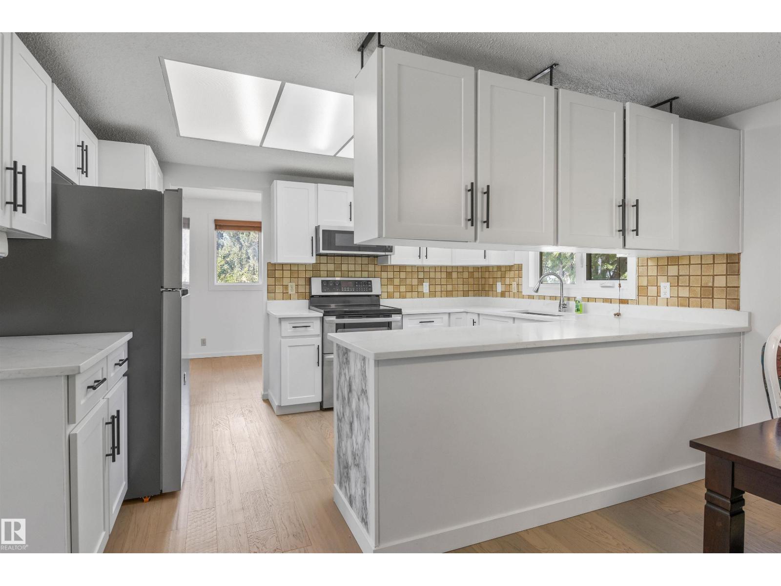 318 GRAND MEADOW CR NW - 14