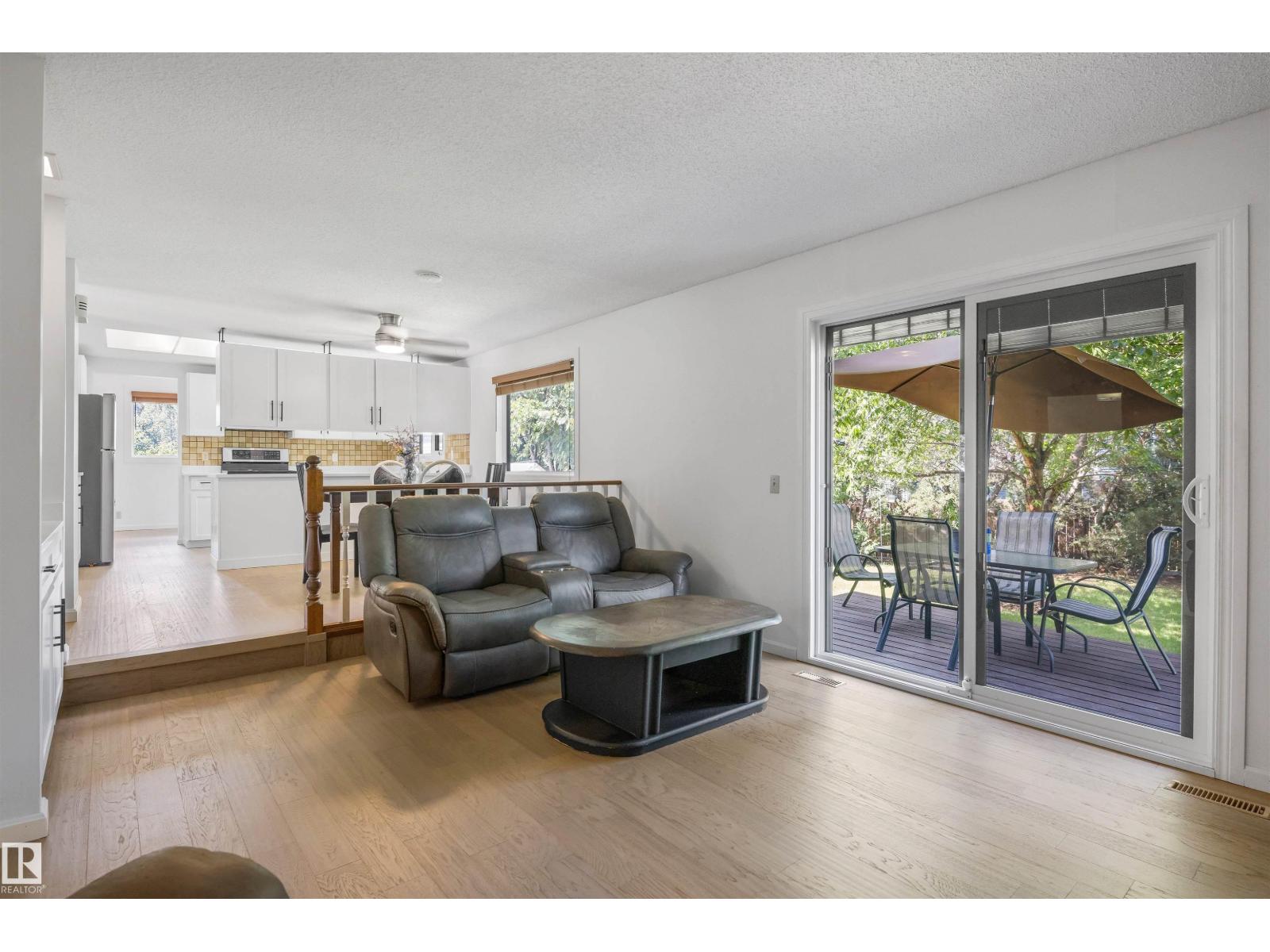 318 GRAND MEADOW CR NW - 20