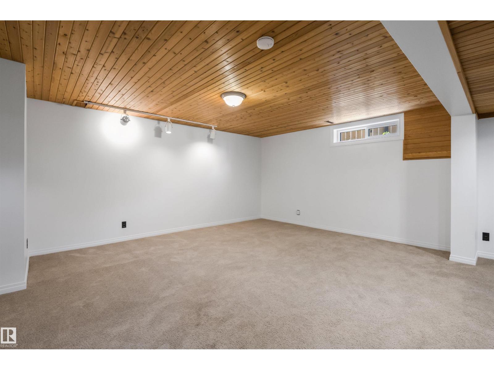 318 GRAND MEADOW CR NW - 36