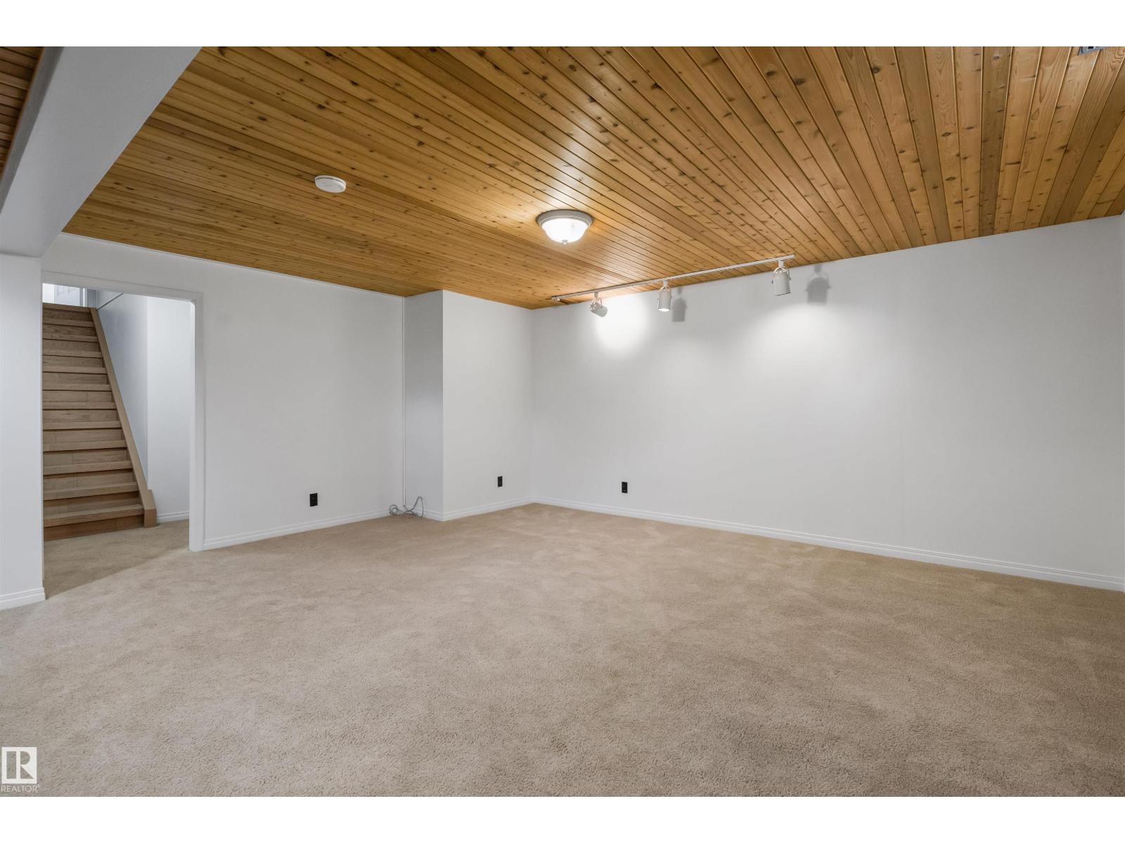 318 GRAND MEADOW CR NW - 38