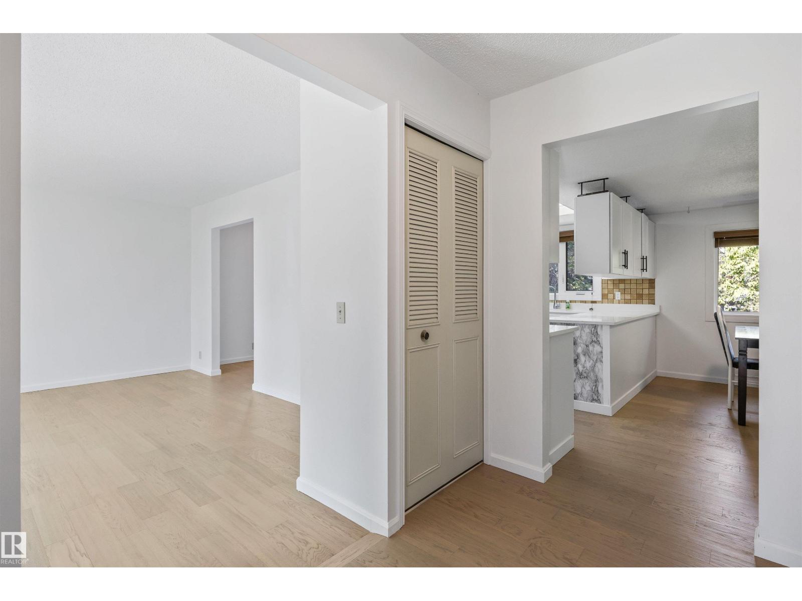 318 GRAND MEADOW CR NW - 4