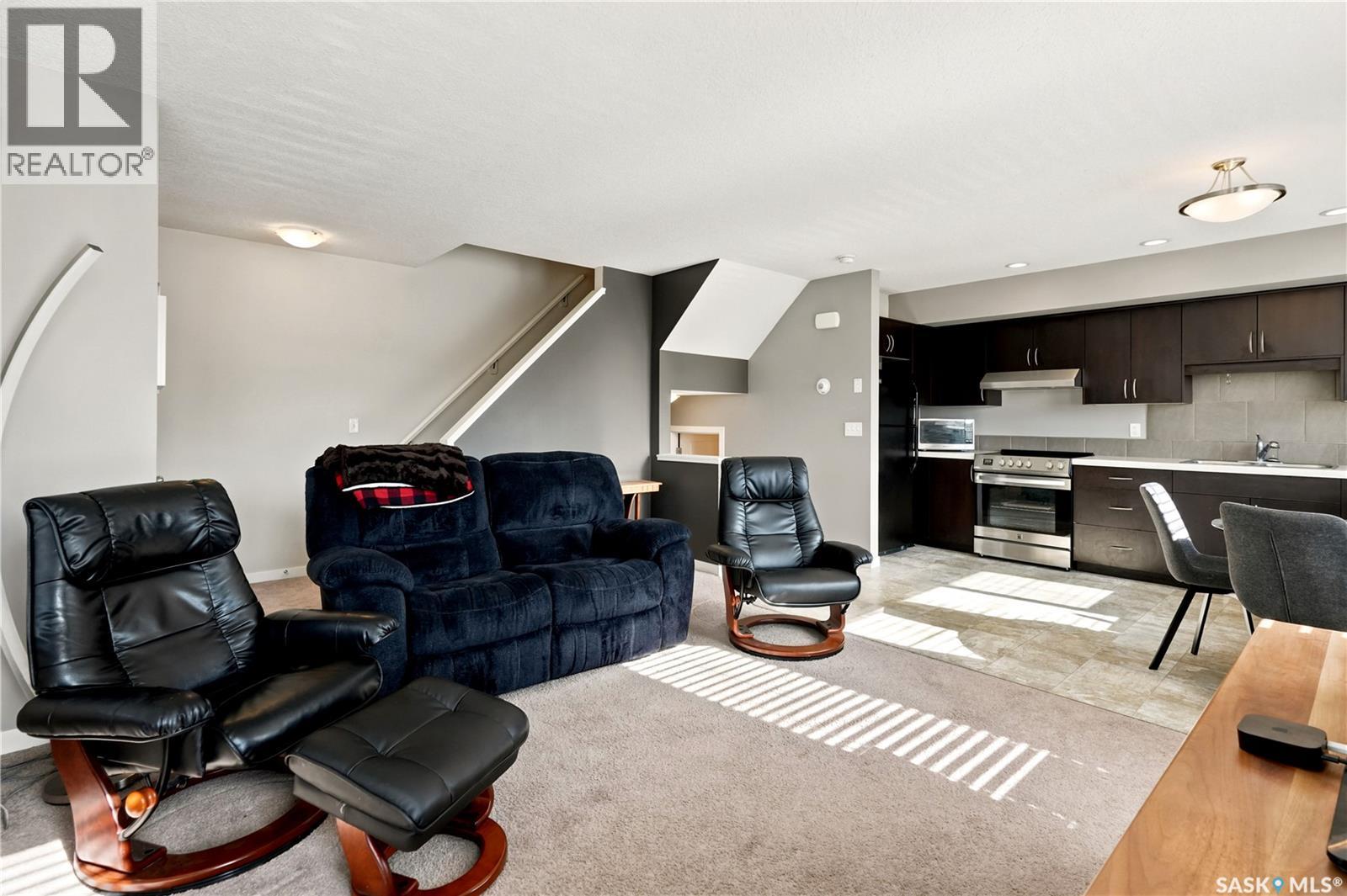 #32 4533 Delhaye WAY - Image 10