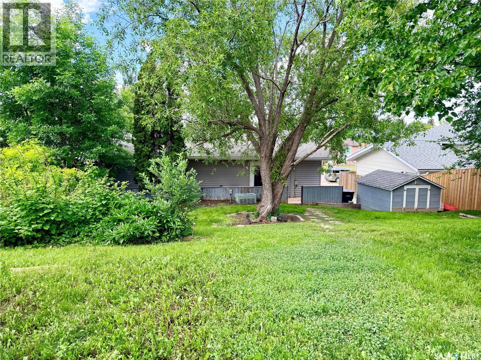 330 Aspen DRIVE - Image 25