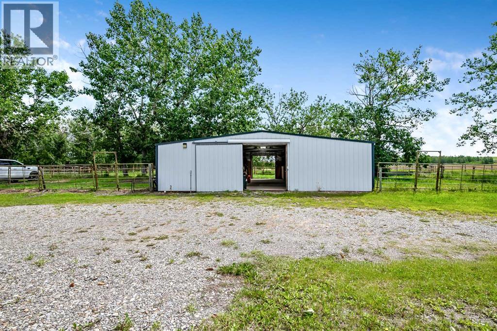 200, 32047 276 Avenue E - 37