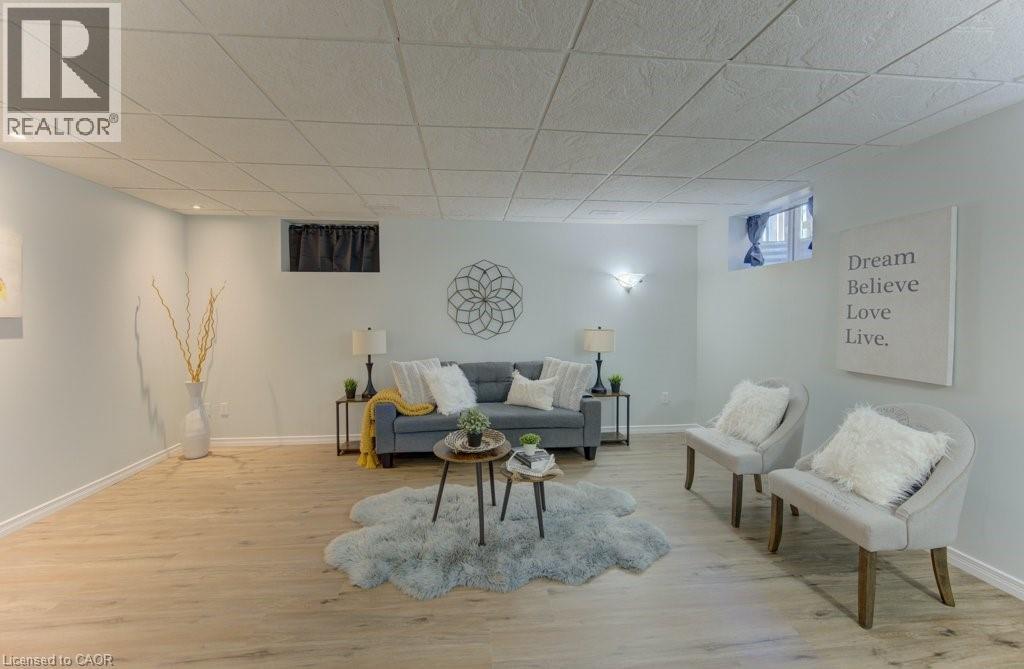 43 CHESTER Drive - 36