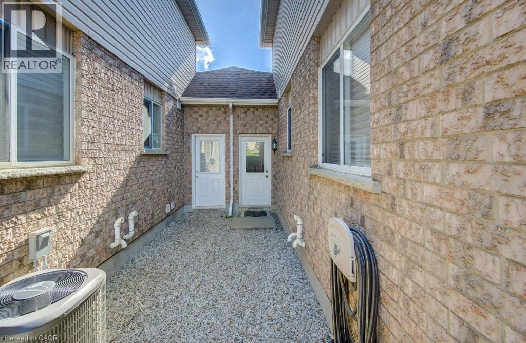 43 CHESTER Drive - 50