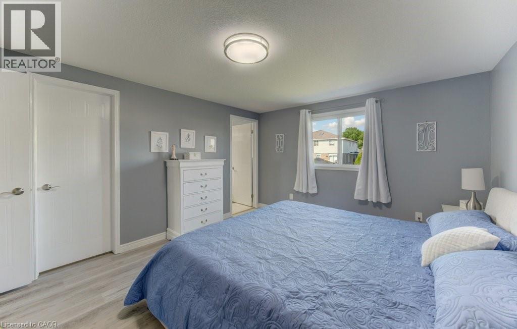 43 CHESTER Drive - 27