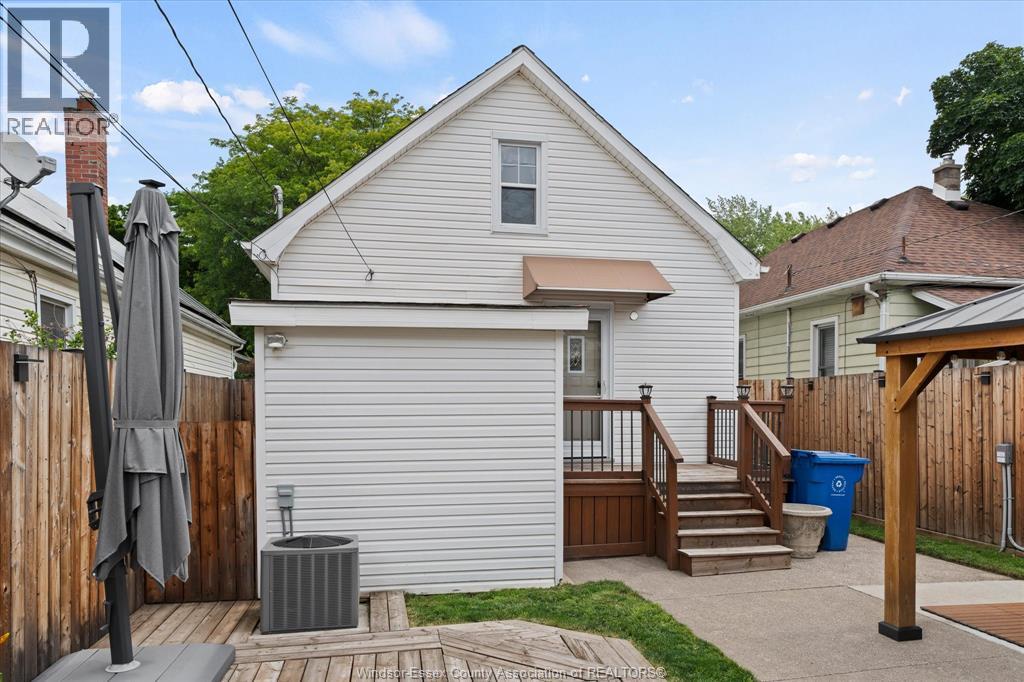 1215 LINCOLN ROAD - 24