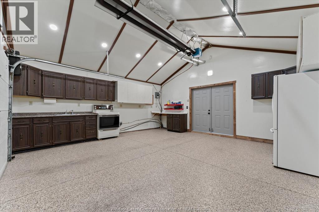 1215 LINCOLN ROAD - 30
