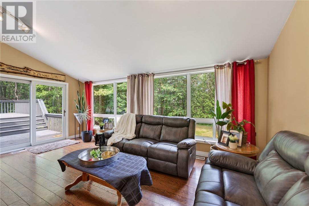 185 Island Road - 25