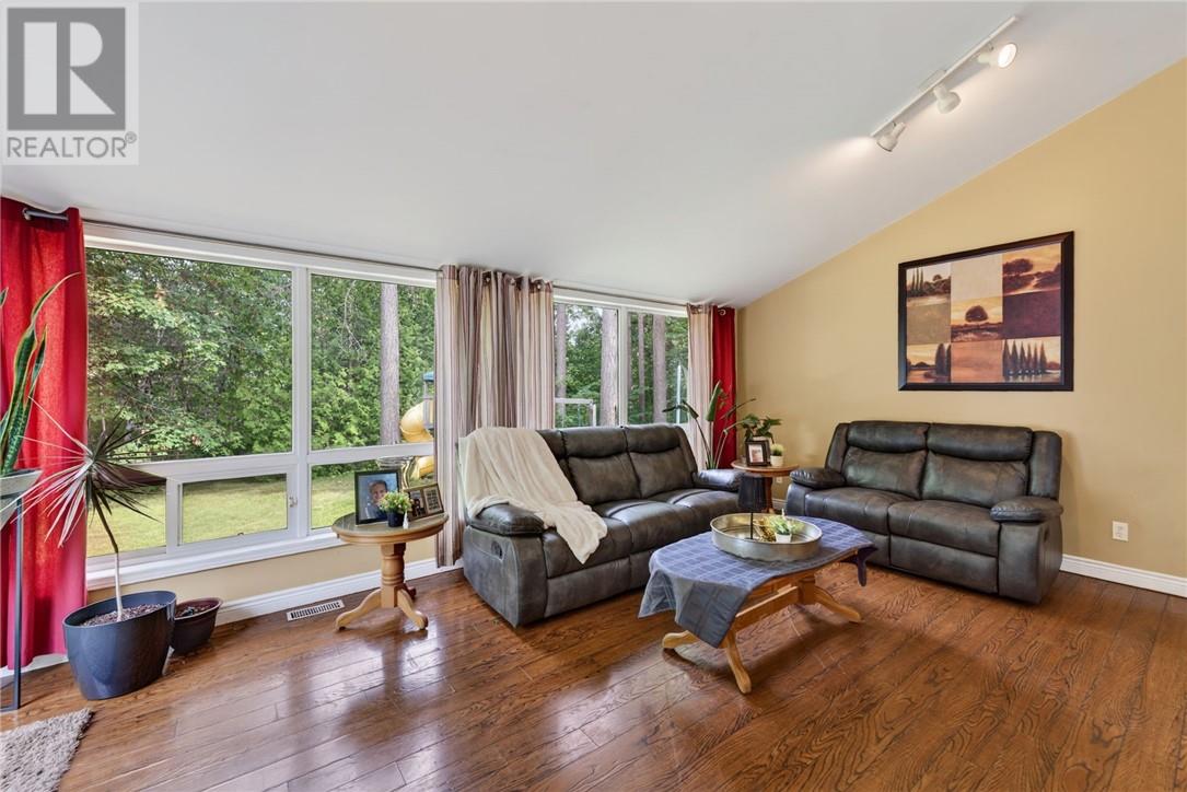 185 Island Road - 27