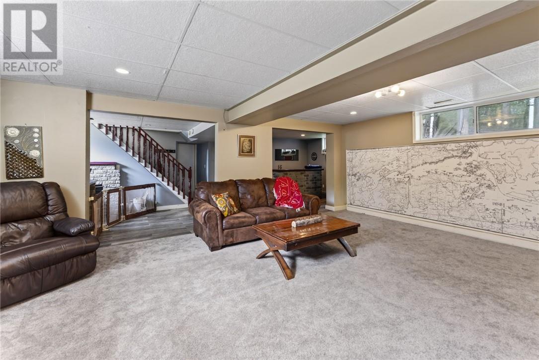 185 Island Road - 55