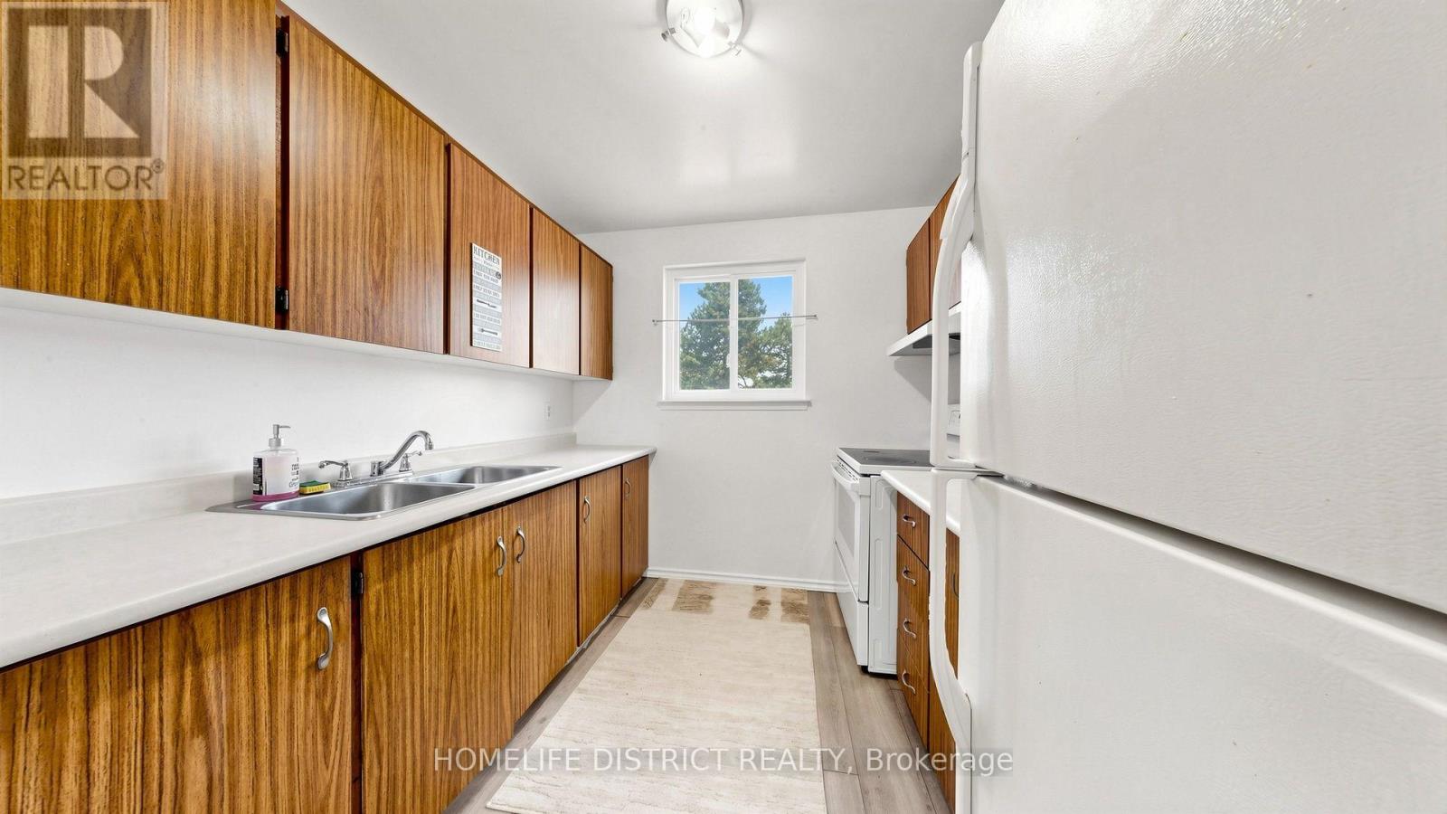 424 CHALEUR AVENUE - 10