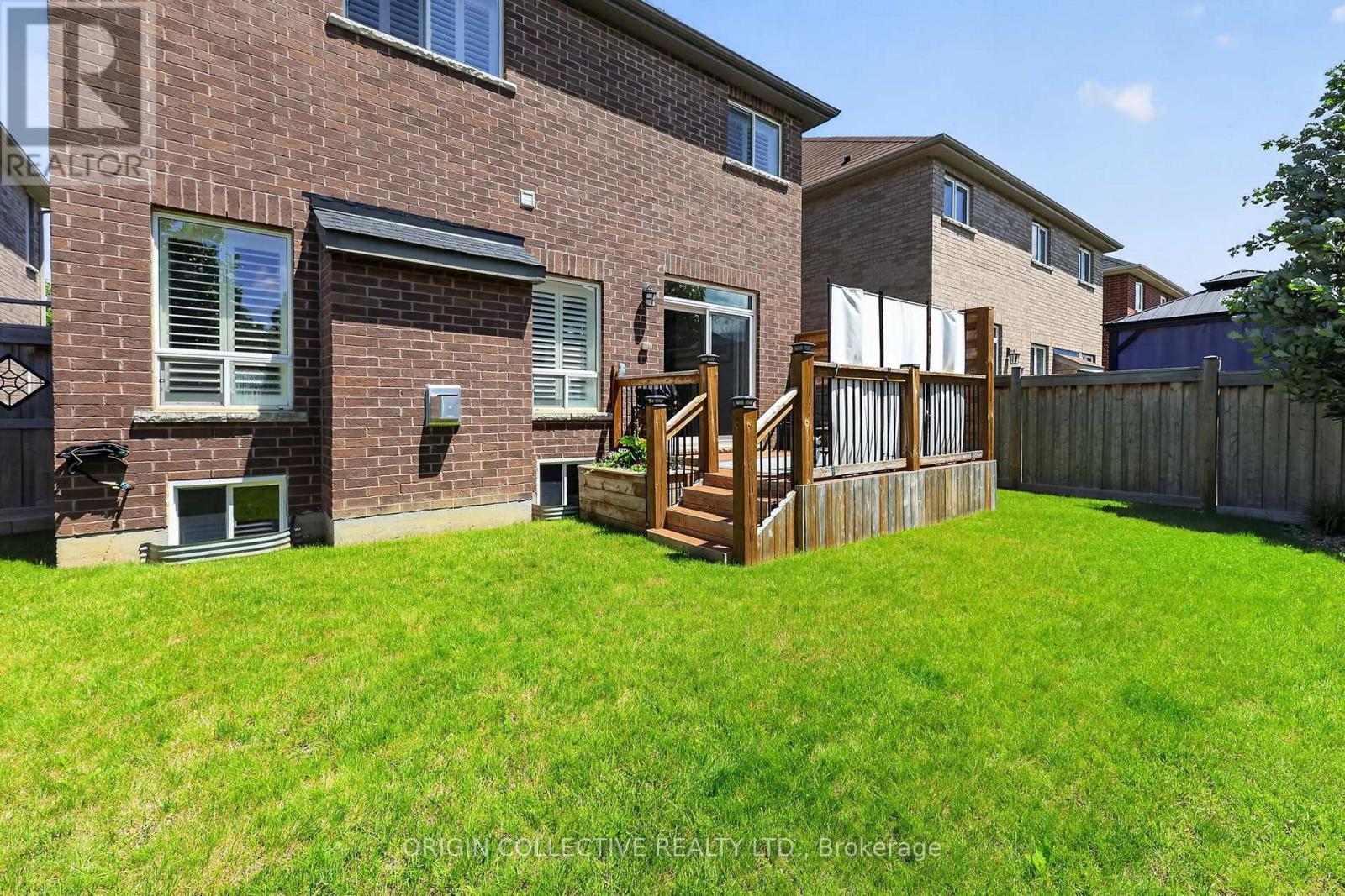 31 BUD LEGGETT CRESCENT - 26