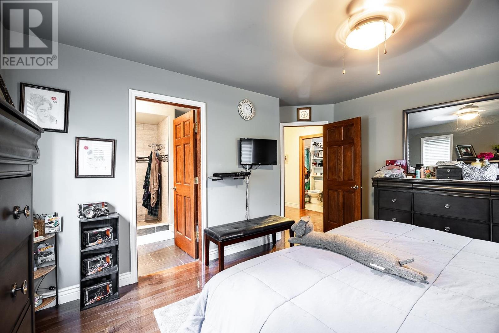 151 Walnut ST - 14