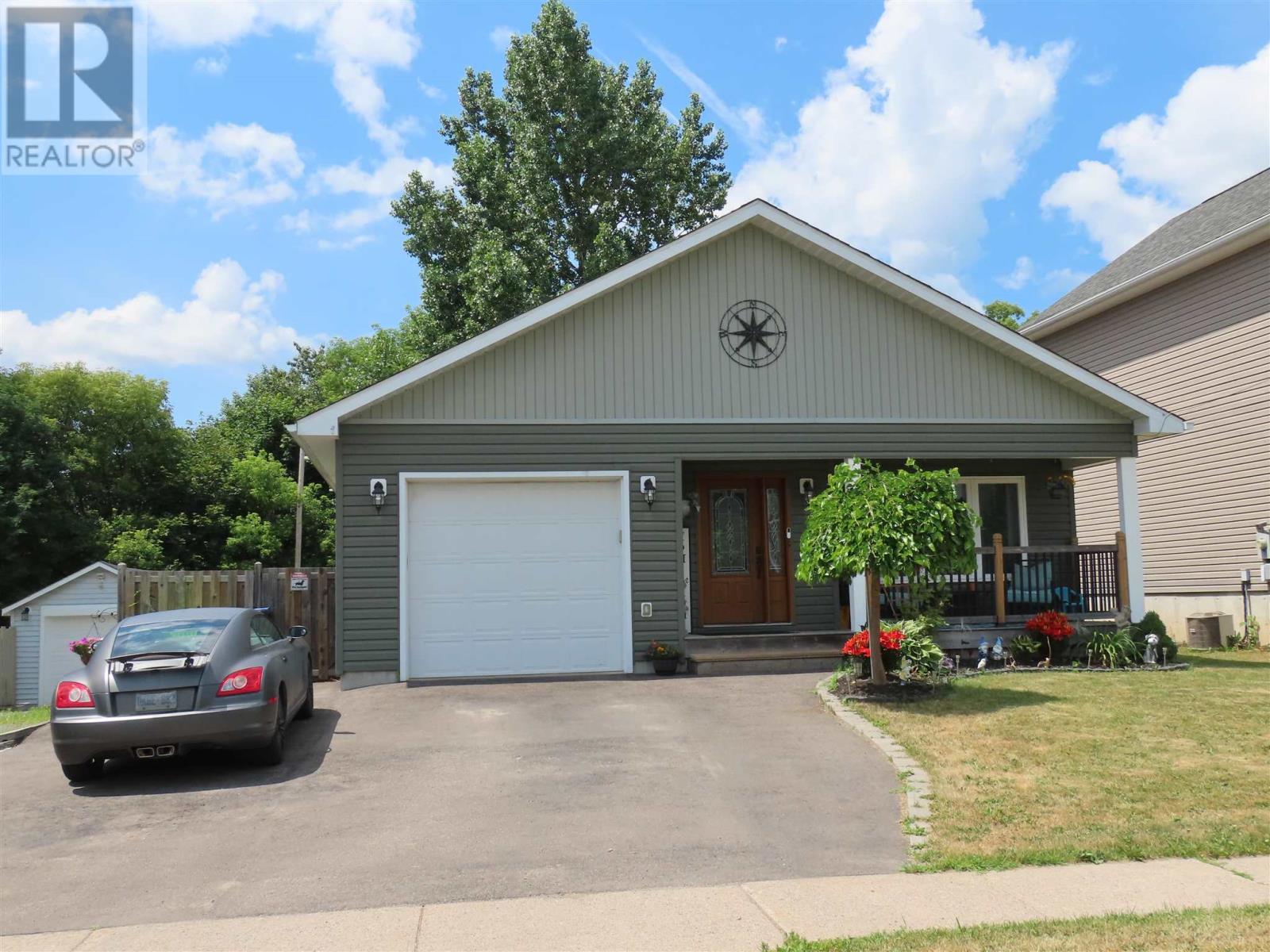 151 Walnut ST - 39