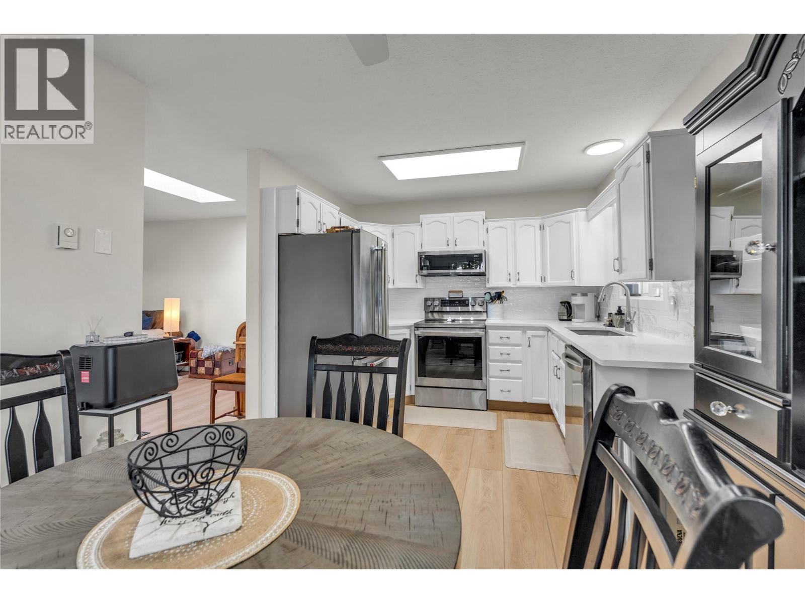 #5 11110 Quinpool Road - 8