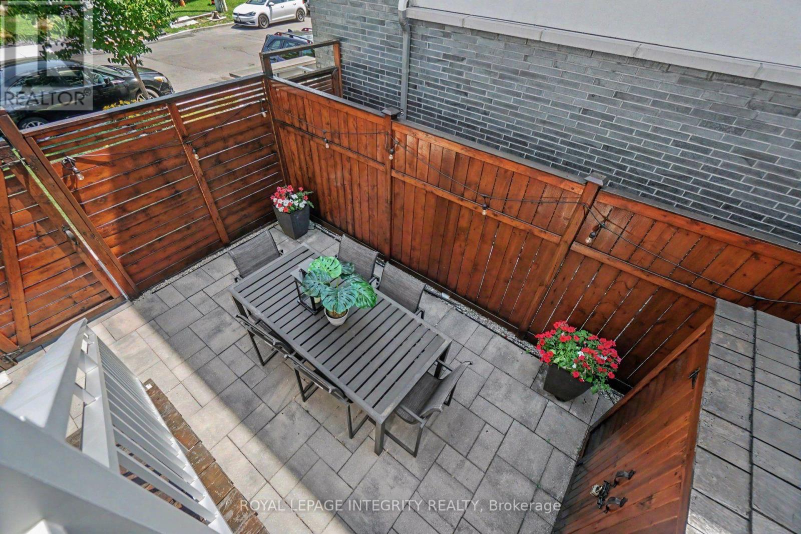 Condos for Sale in Ottawa – 140 CLARE STREET, Ottawa – By Peter Sagos - Image 35