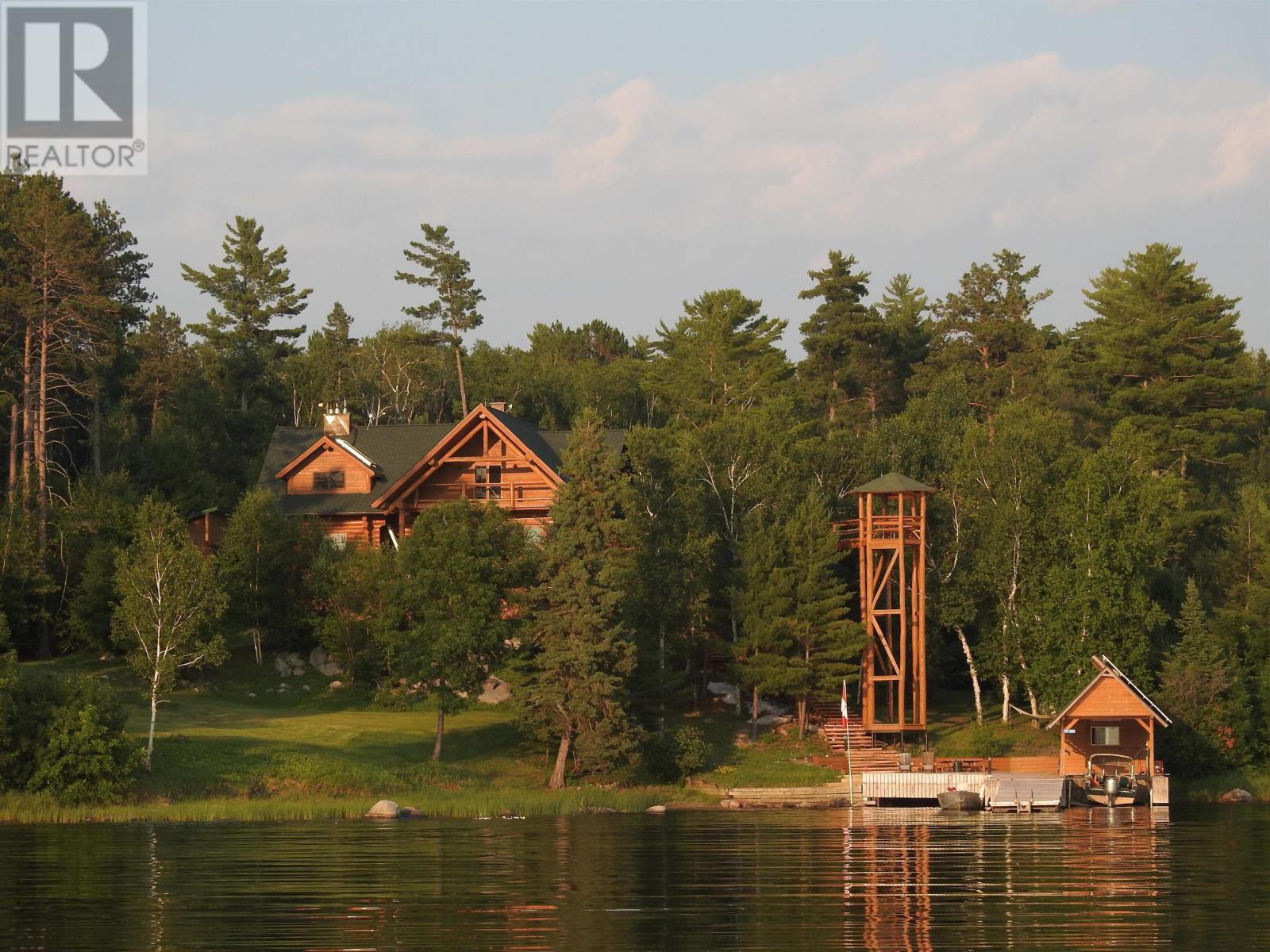 Pipestone Peninsula, Moore Bay Castle - Lake of the Woods - 4
