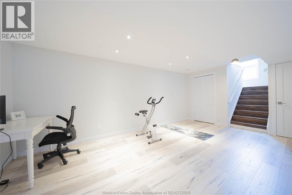3222 SEVILLE AVENUE - Image 31