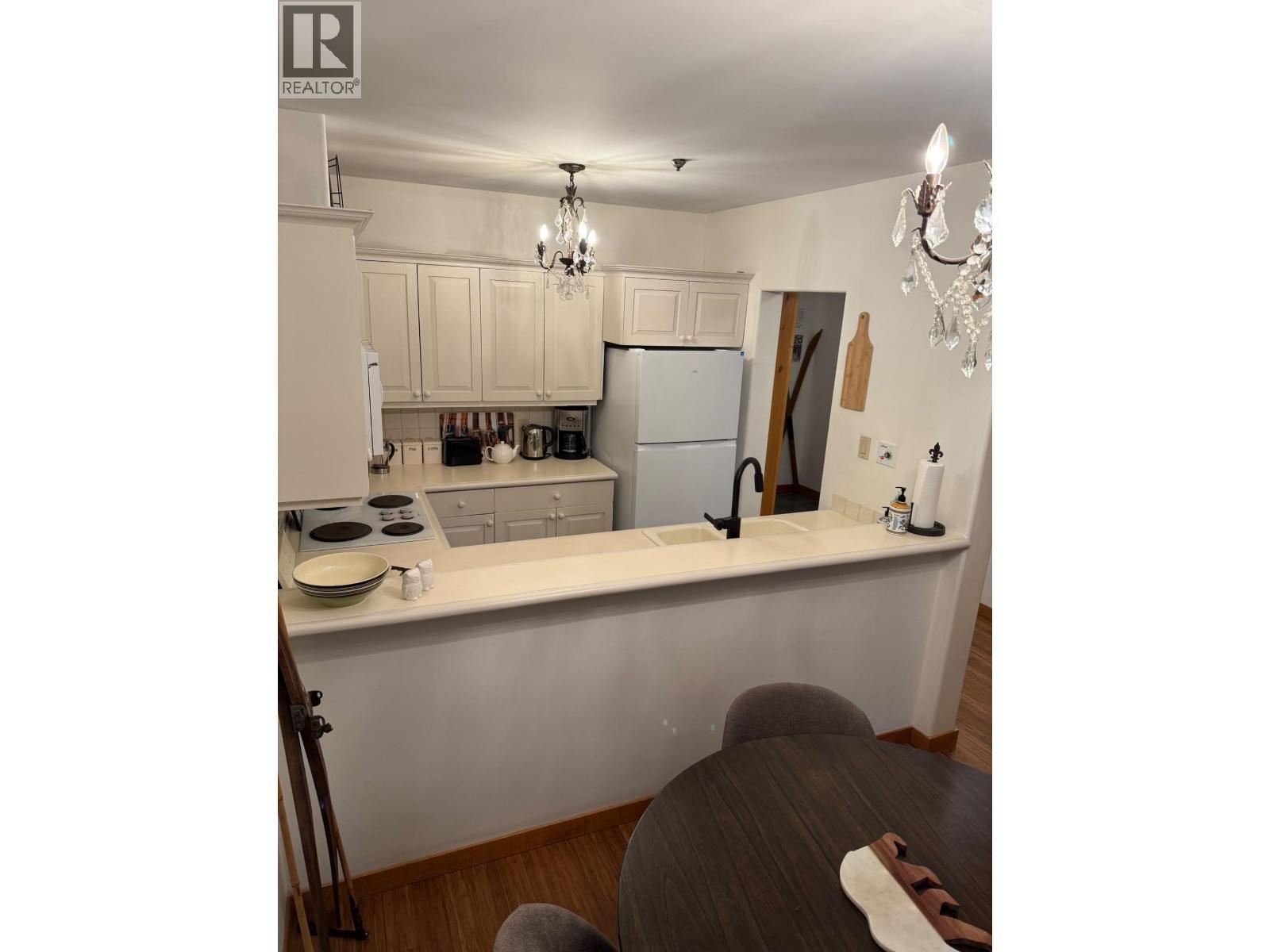 5 2240 NORDIC DRIVE, Whistler
