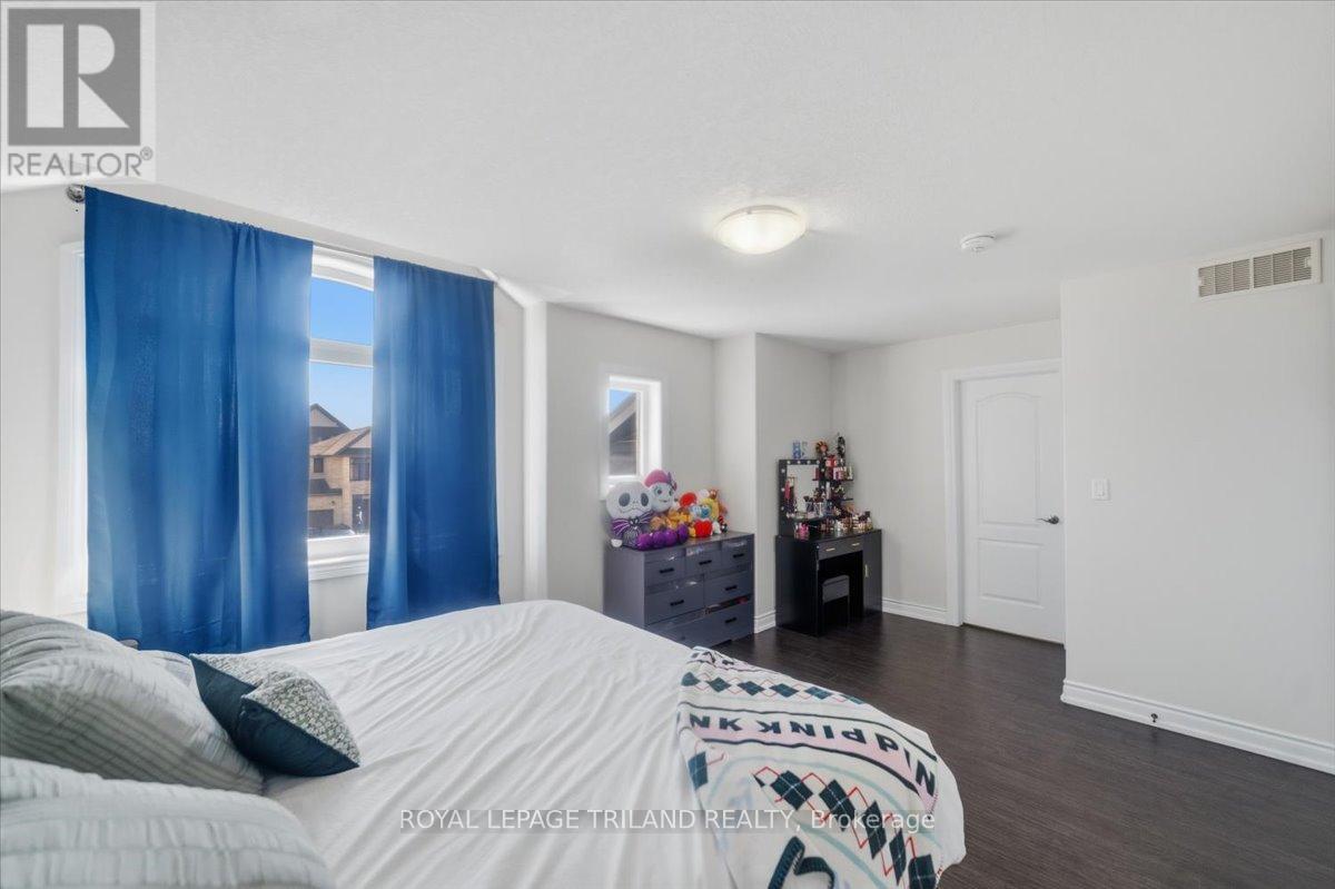 1942 CEDARPARK DRIVE - 17
