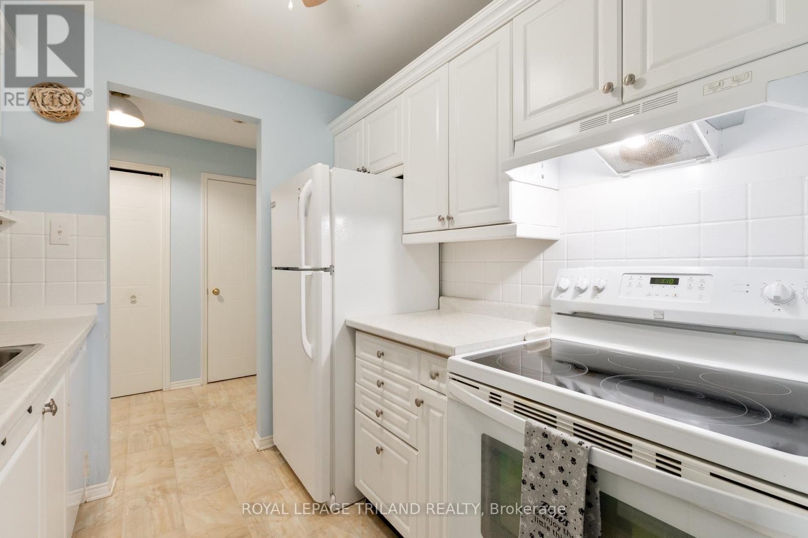 #119 440 WELLINGTON STREET - 10
