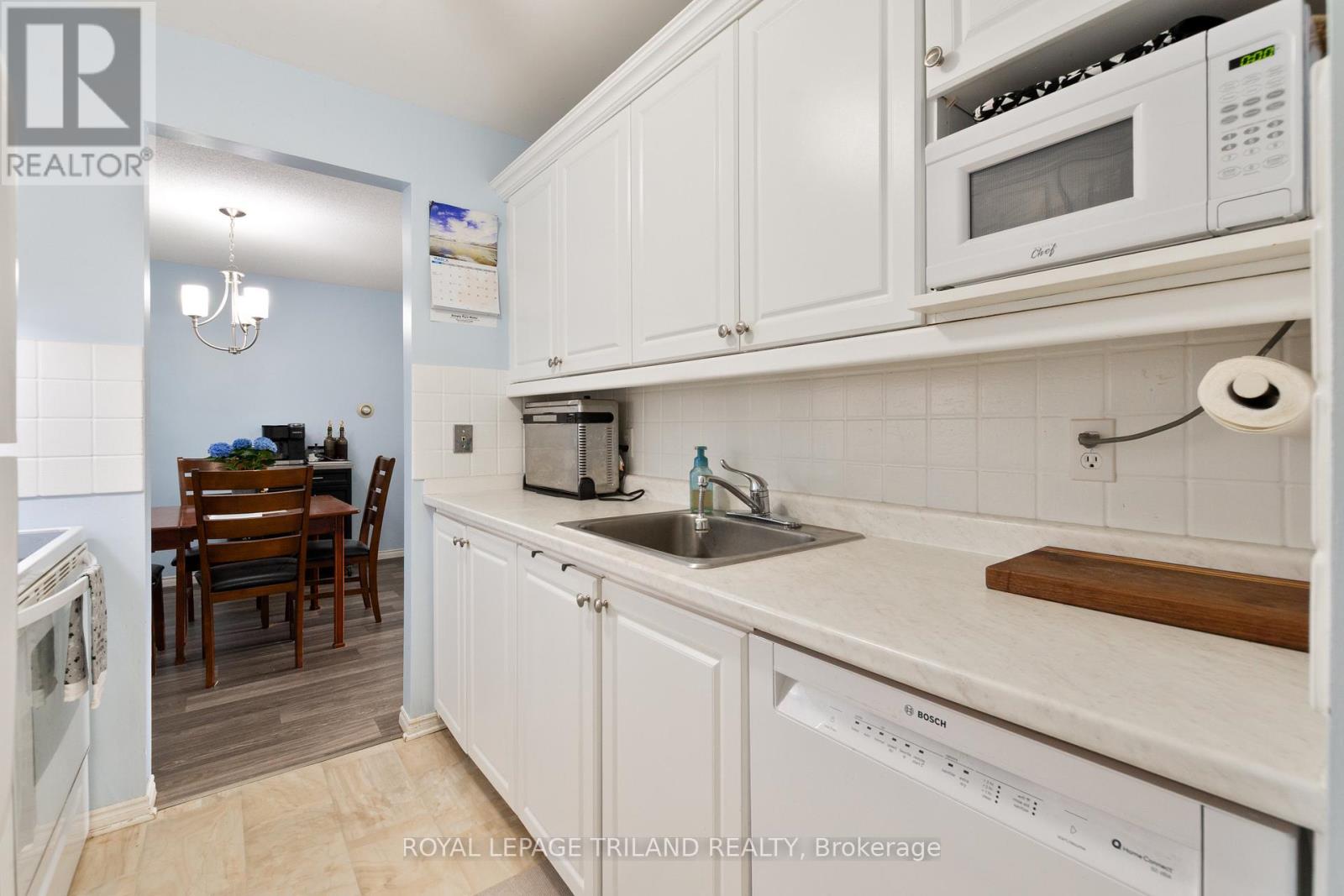 #119 440 WELLINGTON STREET - 5