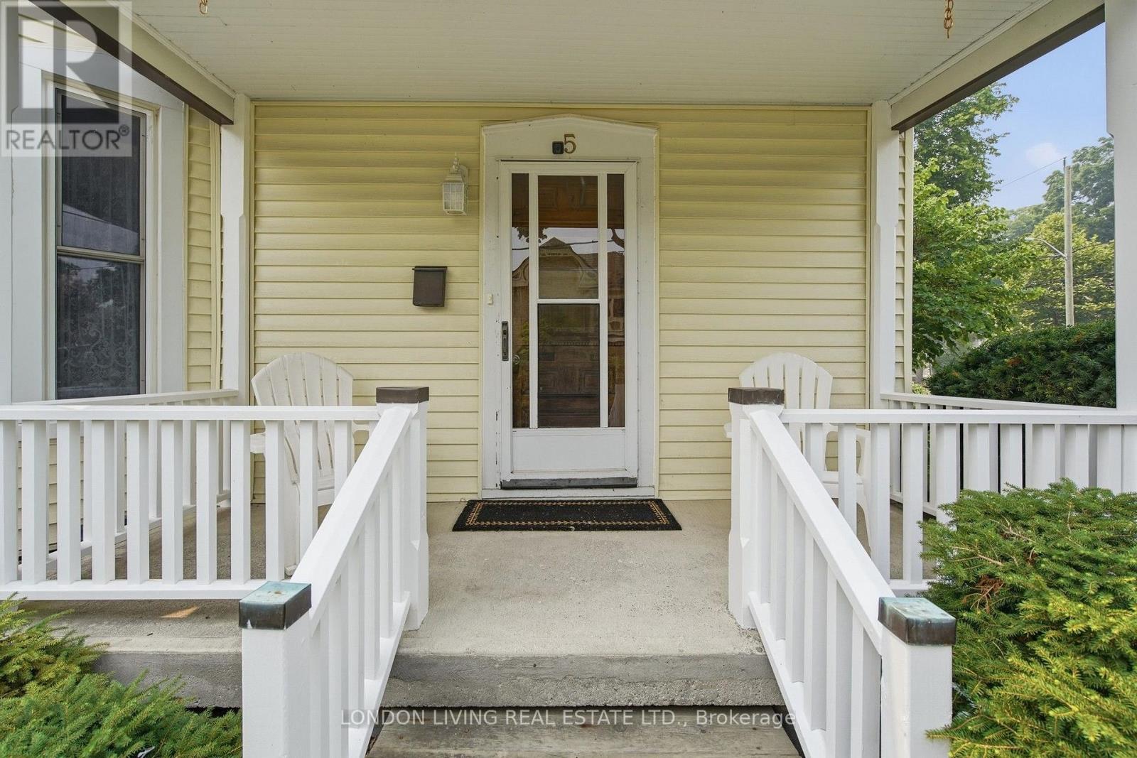 5 EDWARD STREET - 31