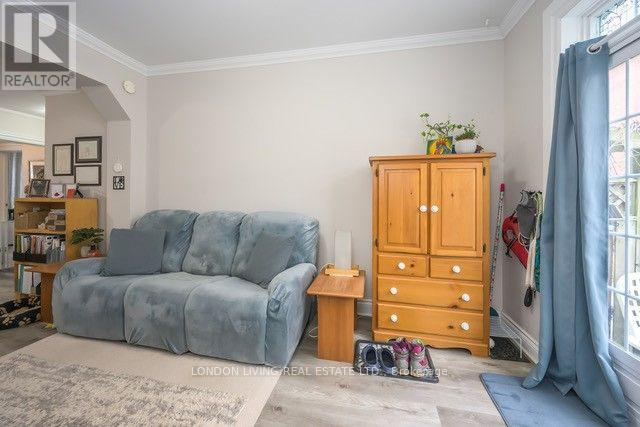 5 EDWARD STREET - 43