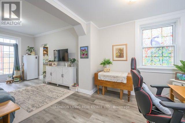 5 EDWARD STREET - 44