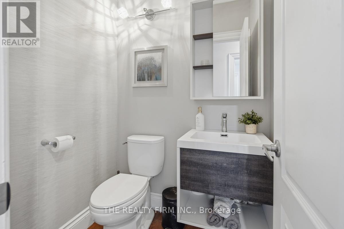 16 FITZWILLIAM BOULEVARD - 16