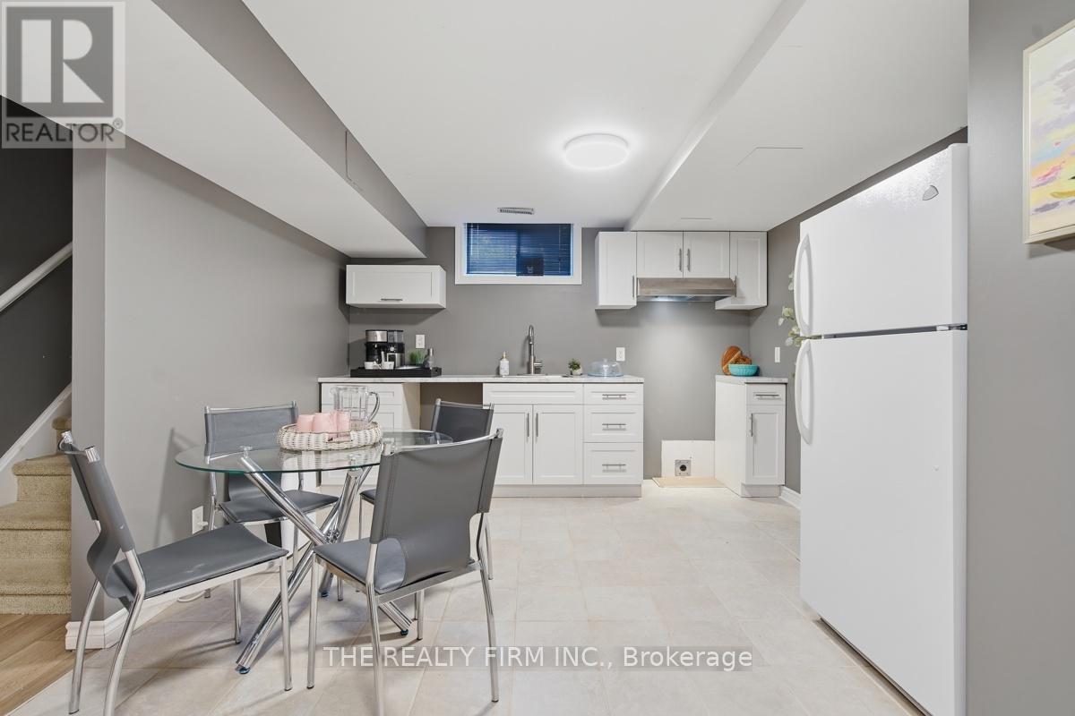 16 FITZWILLIAM BOULEVARD - 29