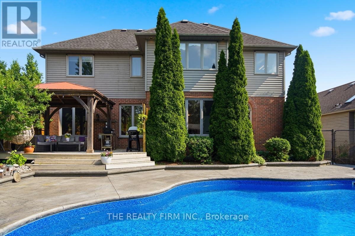 16 FITZWILLIAM BOULEVARD - 44