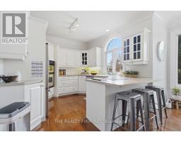 Laundry room - 16 Fitzwilliam Boulevard, London North, ON N6H5H9 Photo 11