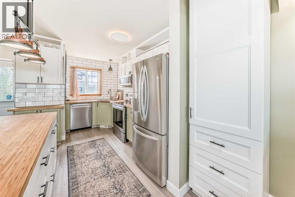 #507 140 Sagewood Boulevard SW - 17