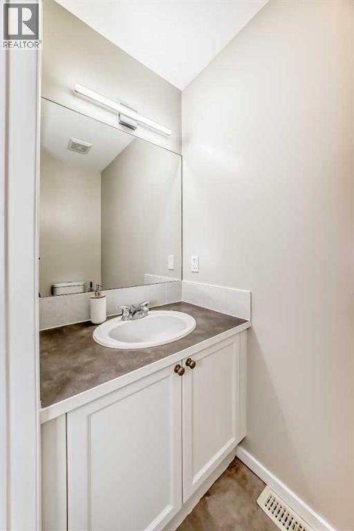 #507 140 Sagewood Boulevard SW - 29