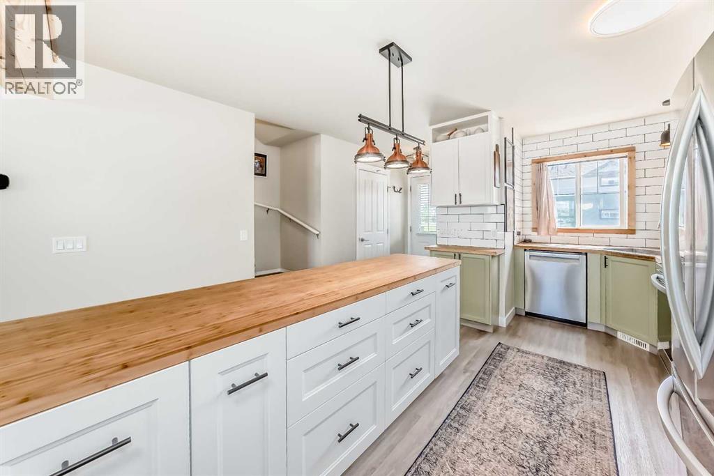 #507 140 Sagewood Boulevard SW - 16