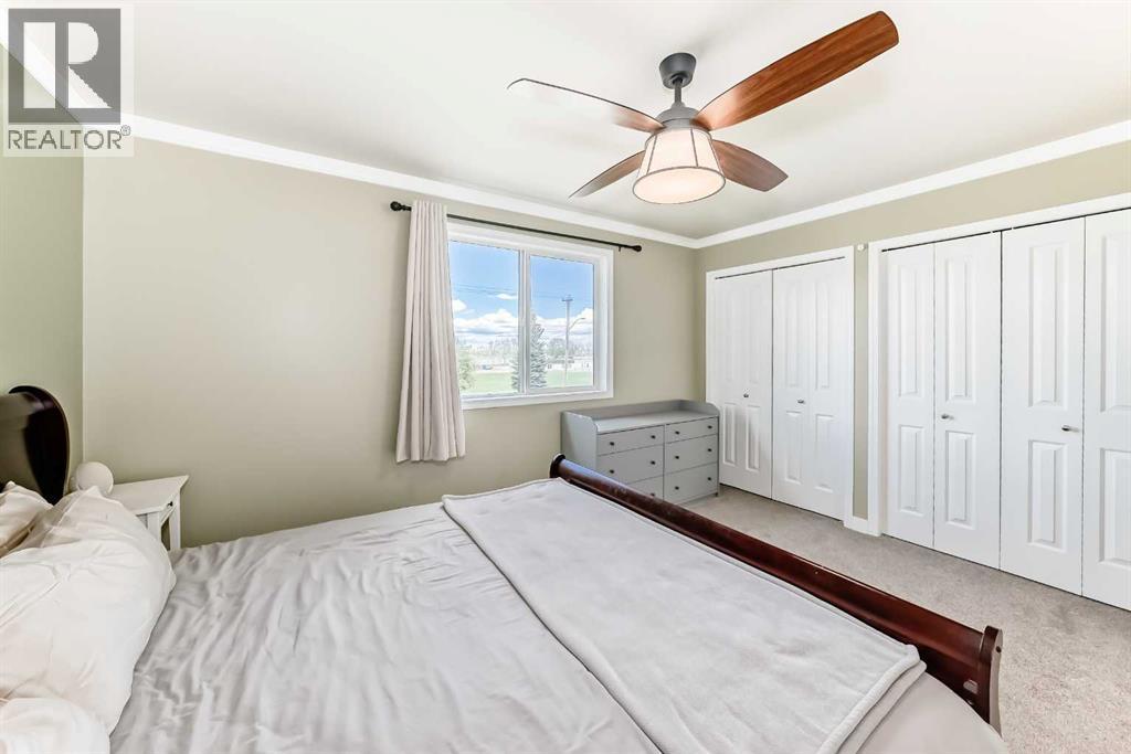 #507 140 Sagewood Boulevard SW - 32