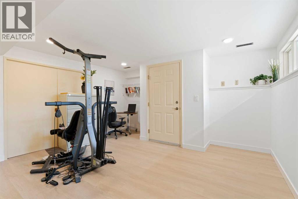 342 Superior Avenue SW - 39