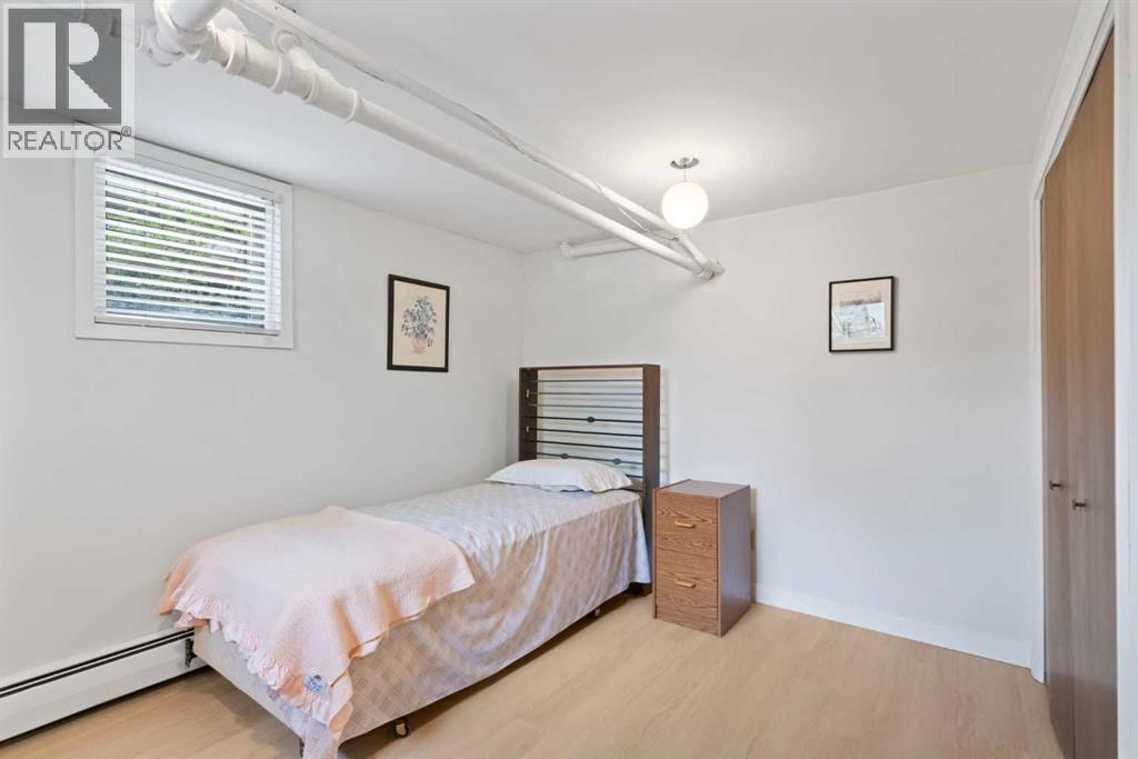342 Superior Avenue SW - 38