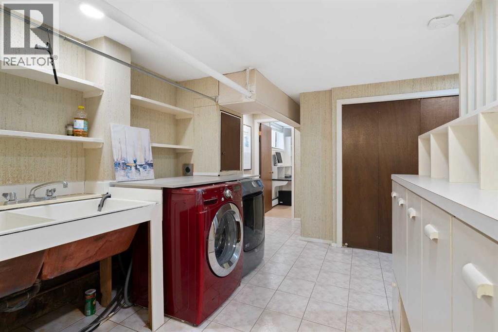 342 Superior Avenue SW - 36
