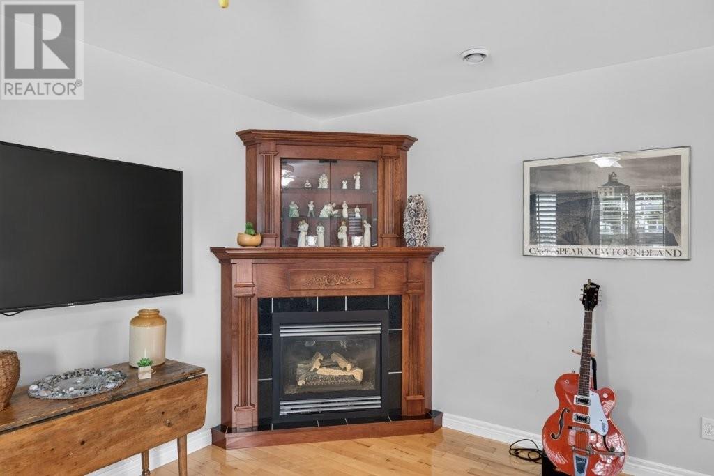 317 Stavanger Drive - 5