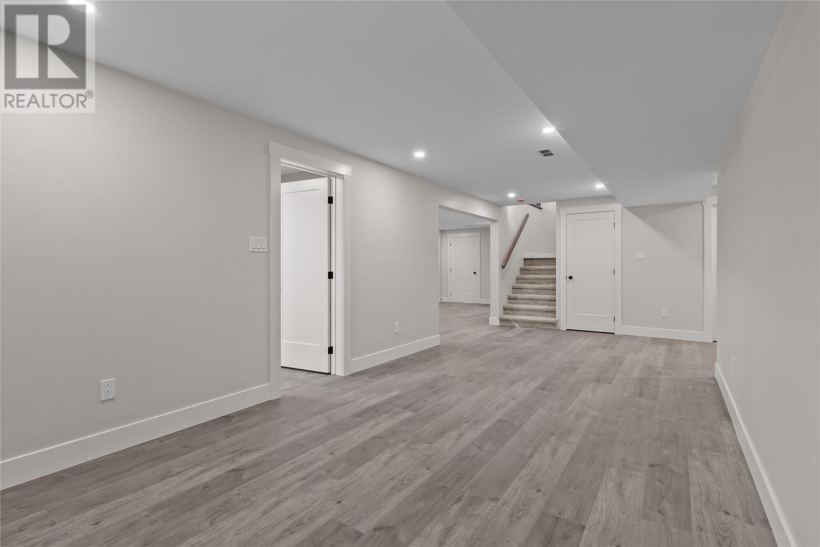 23 O'Briens Way - 35