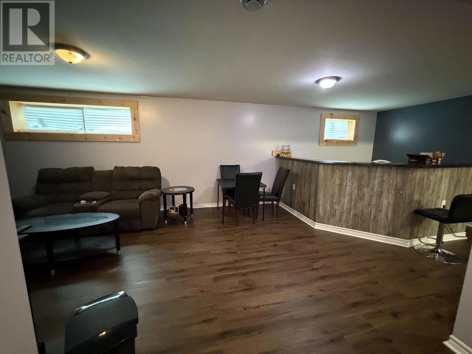 19 White Crescent - 17