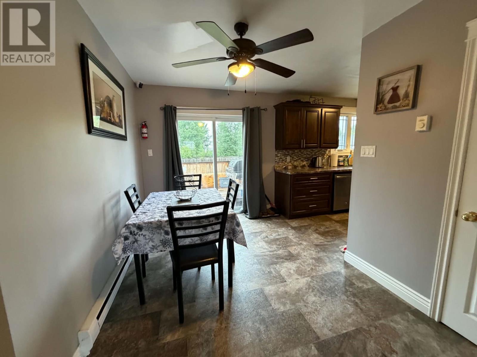 19 White Crescent - 8