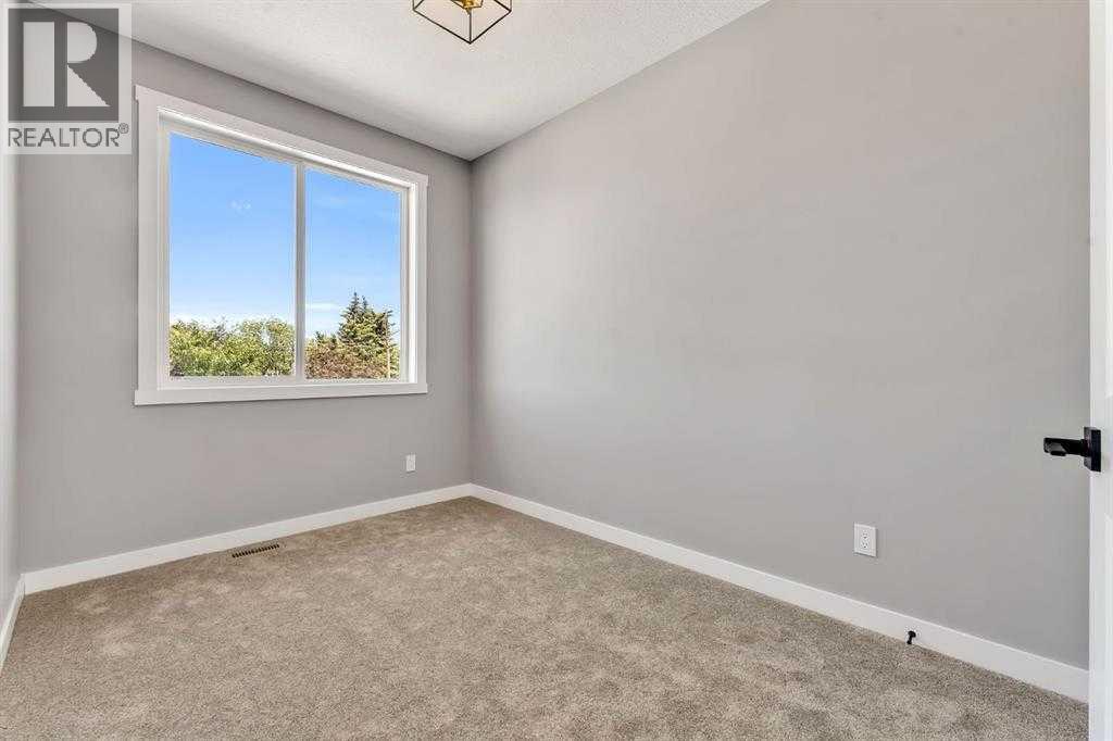 28A Green Meadow Crescent - 25