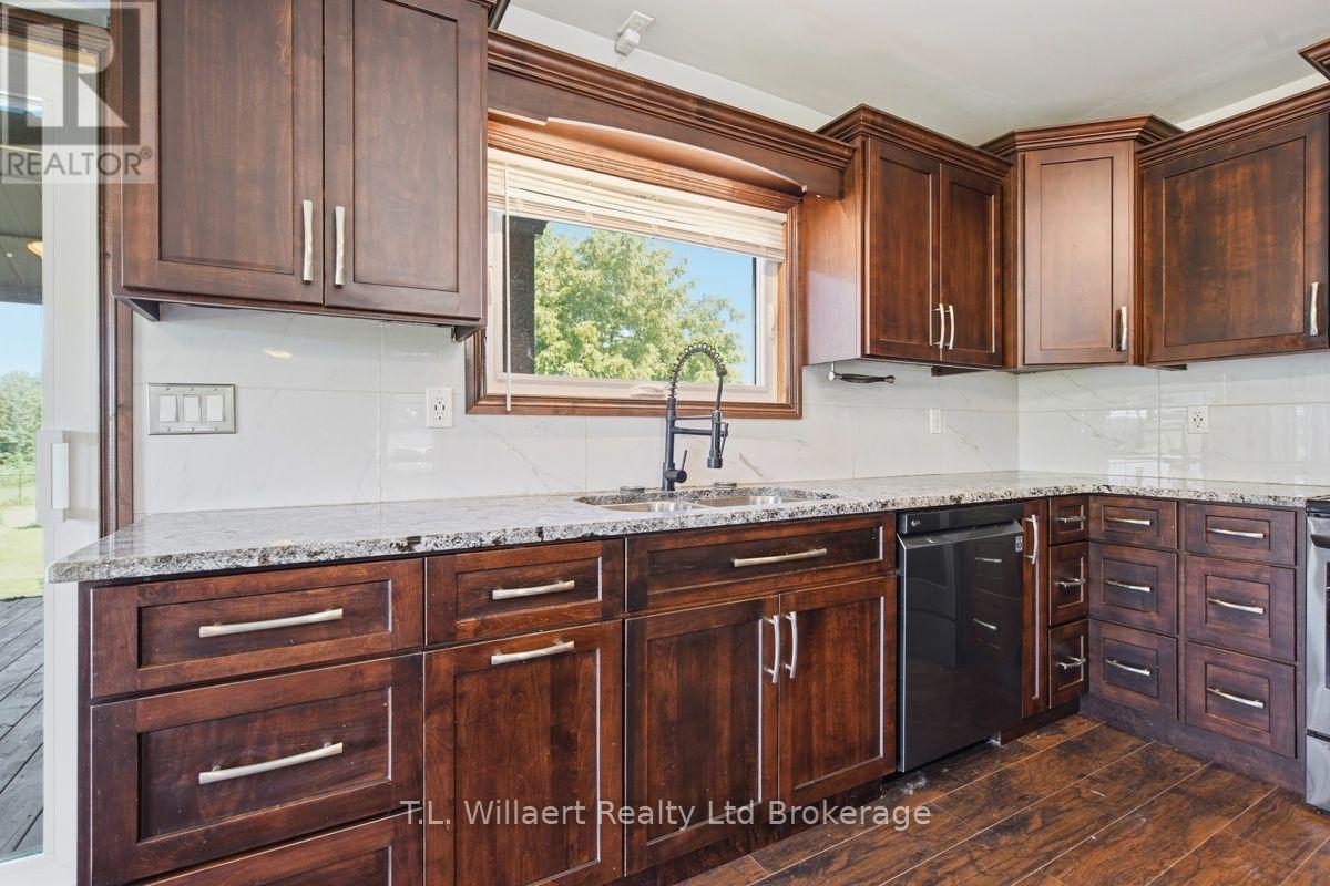 25130 ARGYLE LINE - 12
